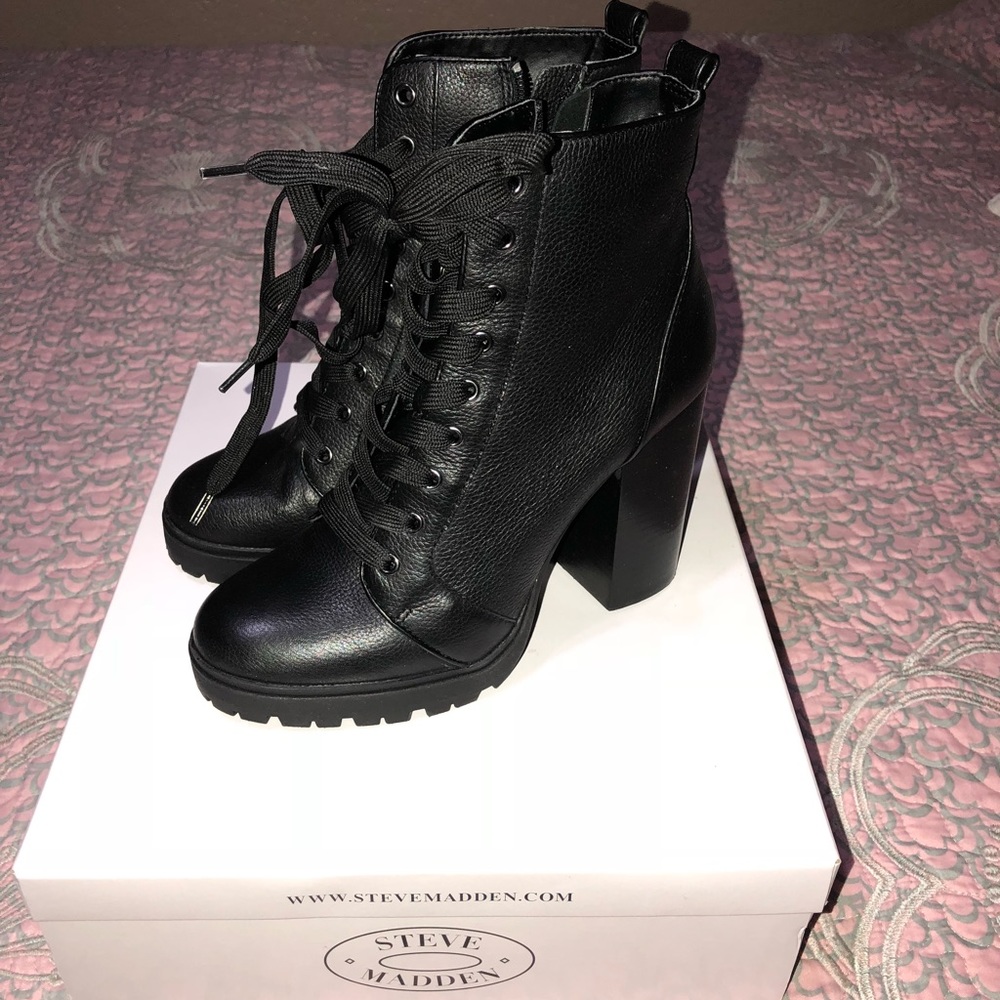 Steve Madden boots